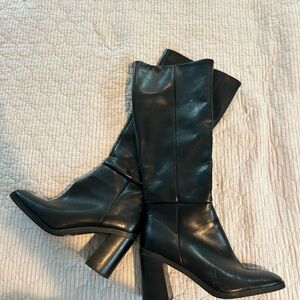 Classic Black Knee-High Heeled Boots - Women's Fashion